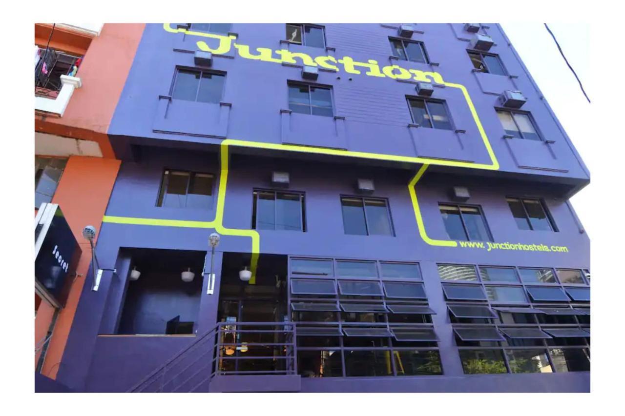 Oyo 866 Junction Hostels Manila Exterior foto